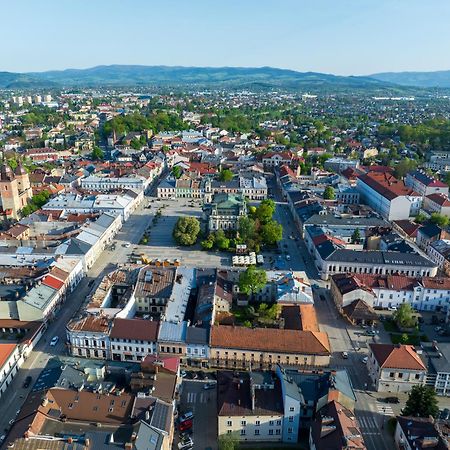 Apartament Prestige Nowy Sacz Bagian luar foto